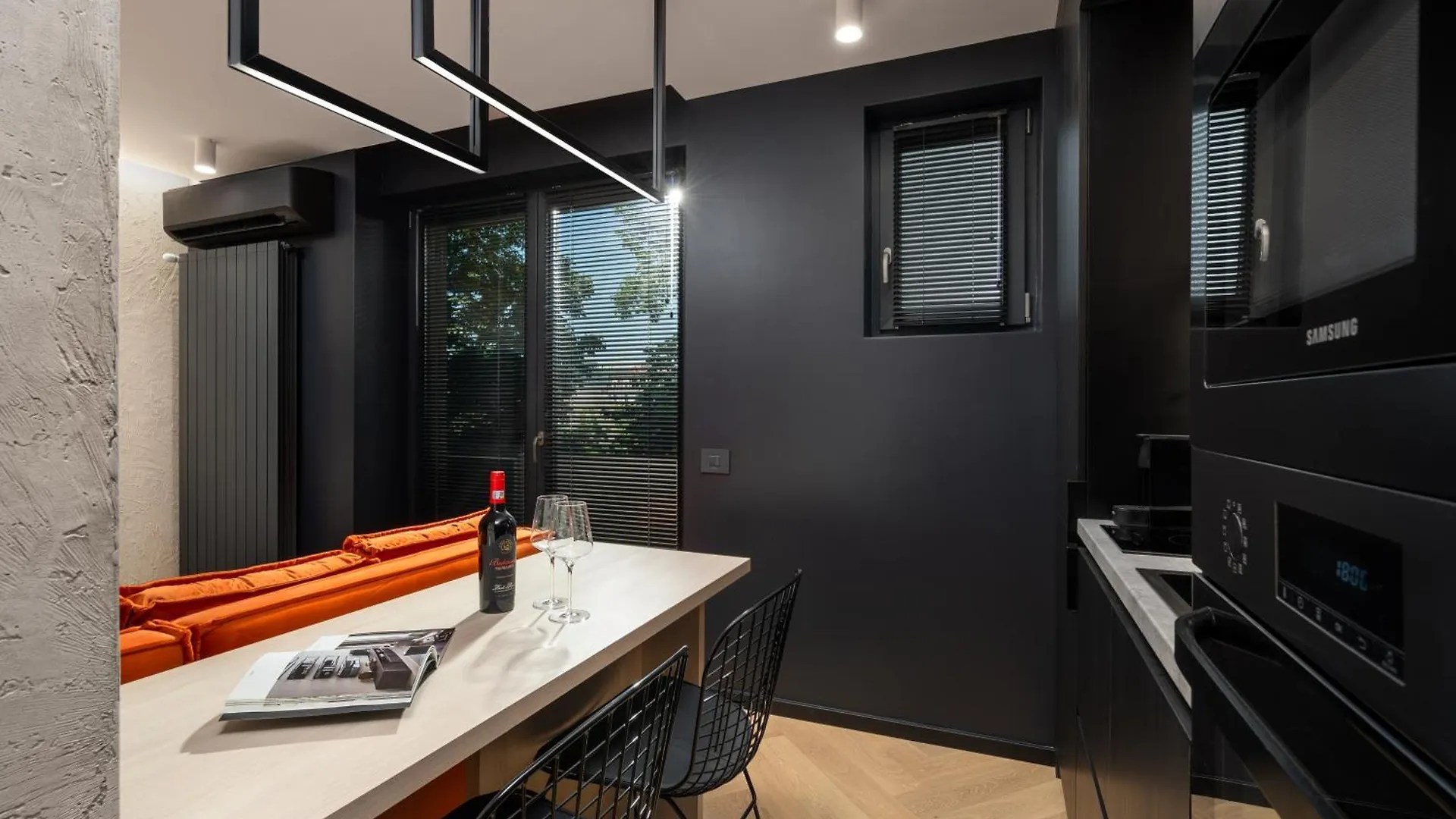 Modern Living In The Old Town Apartment Bucharest 0*,