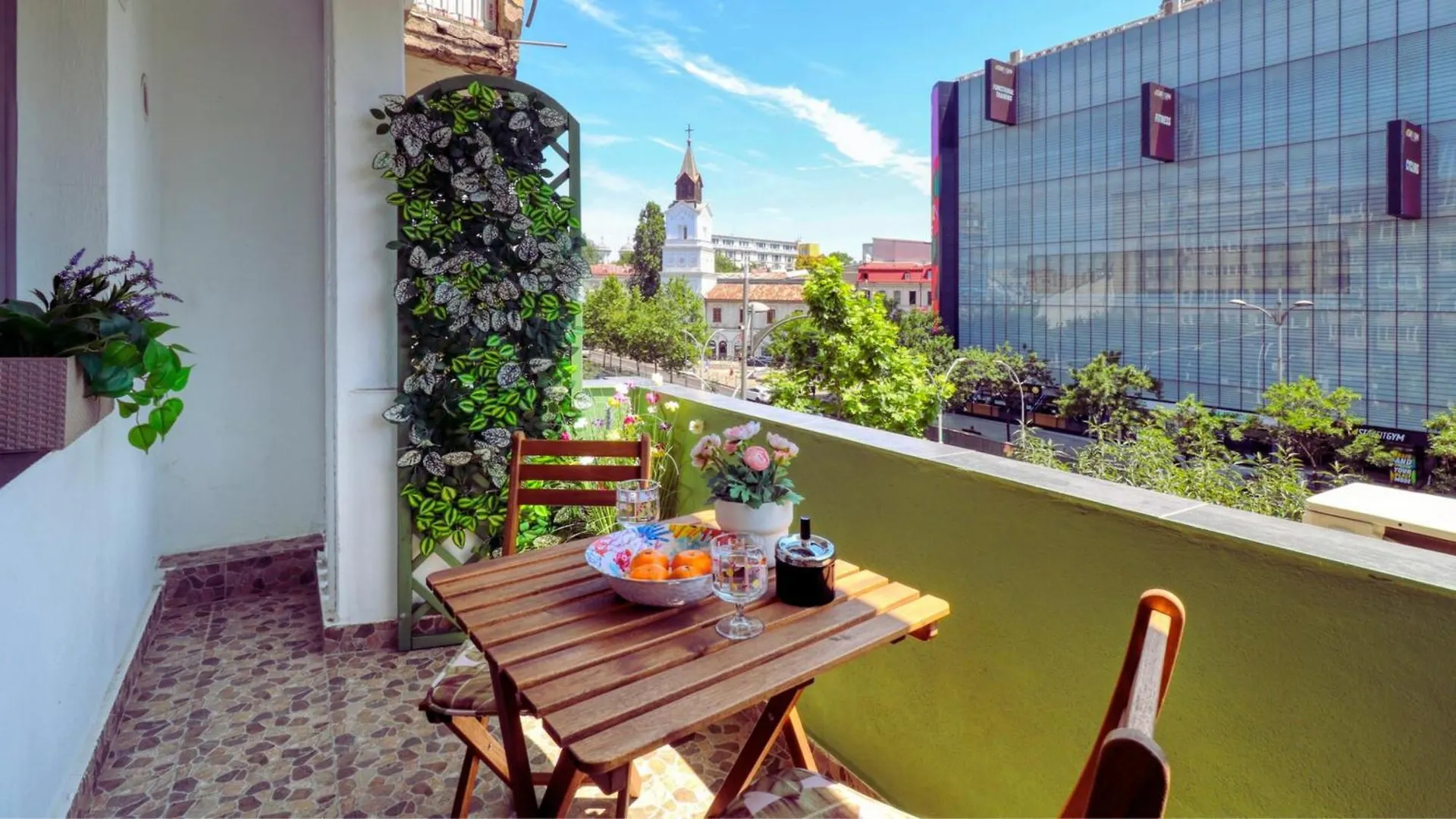 Modern Living In The Old Town Apartment Bucharest