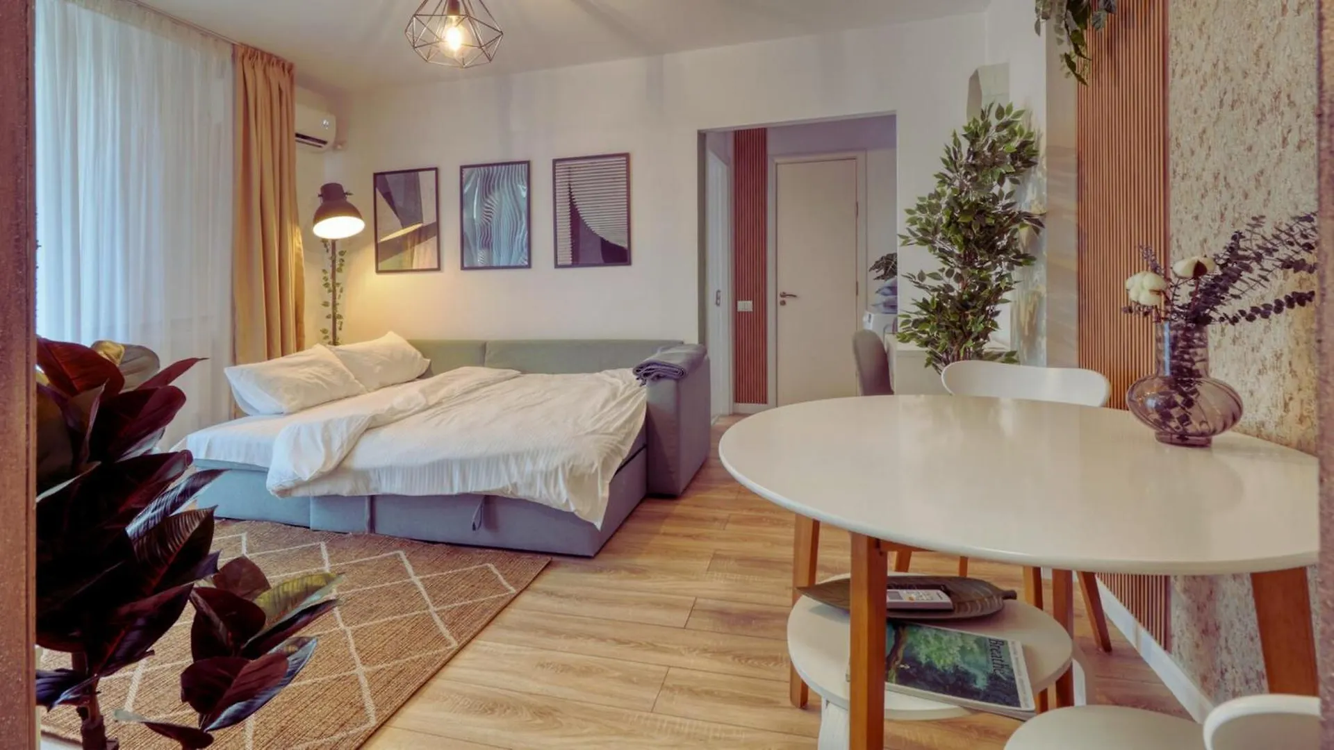 Modern Living In The Old Town Apartment Bucharest